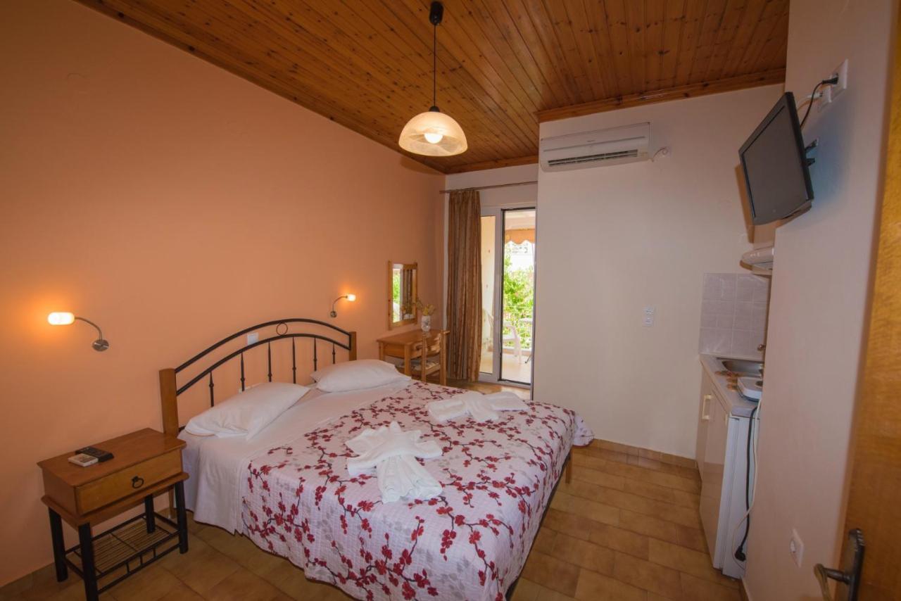 Villa Ferendinoy - Ferendinoy Dionisia Nydri  Esterno foto